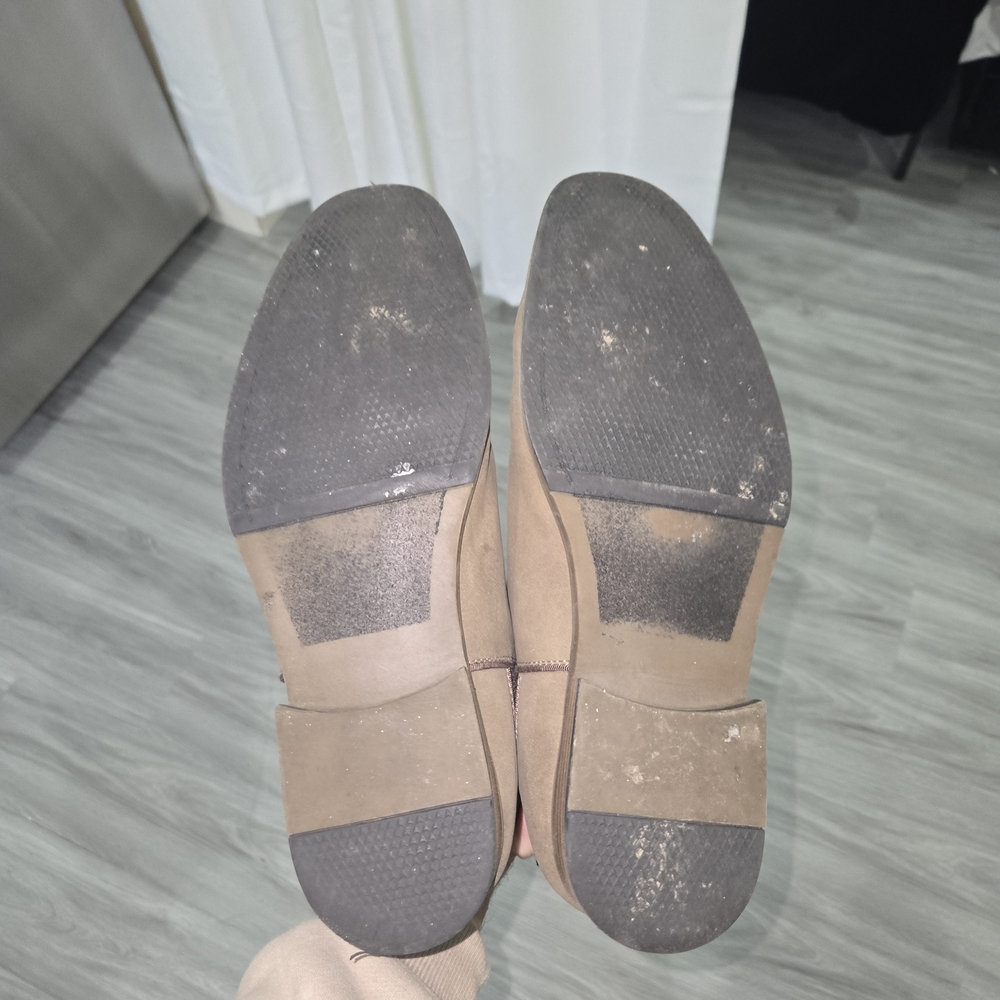 Goodfellow & Co Men's Taupe Chelsea Boots - Picture 4 of 4